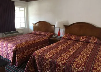 Buckboard Motel hotel thumbnail 7