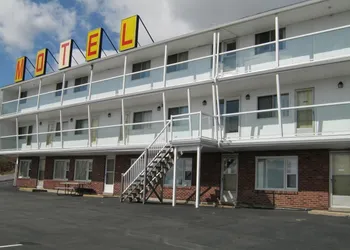 Hillside Motel hotel thumbnail 4