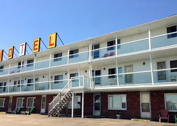 Hillside Motel hotel thumbnail 6