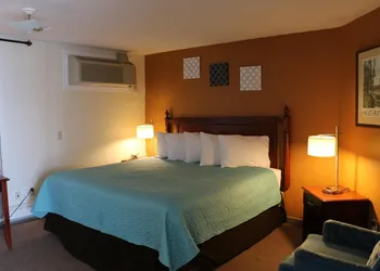 Midtown Motel & Suites hotel thumbnail 6