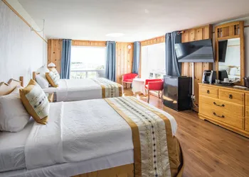 Hotel La Roche Pleureuse hotel thumbnail 5