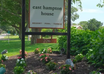 East Hampton House Resort hotel thumbnail 3