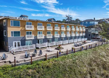 Sailor Jack's Oceanfront Inn hotel thumbnail 8