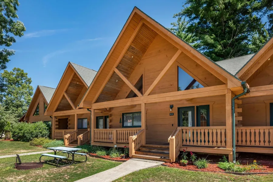 Three Bears Waterpark Resort Near Tomah, Ascend Collection Hotel hotel detail image 6