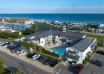 A Wave Inn hotel thumbnail 6