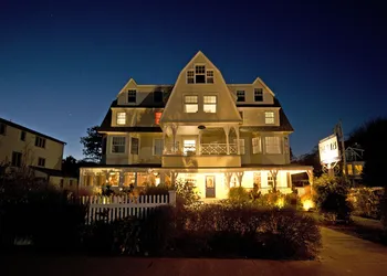 The Tides Beach Club hotel thumbnail 5