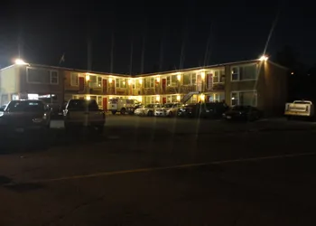 Imperial Fireside Inn hotel thumbnail 3
