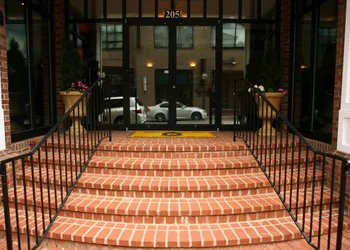 Main Street Inn hotel thumbnail 3