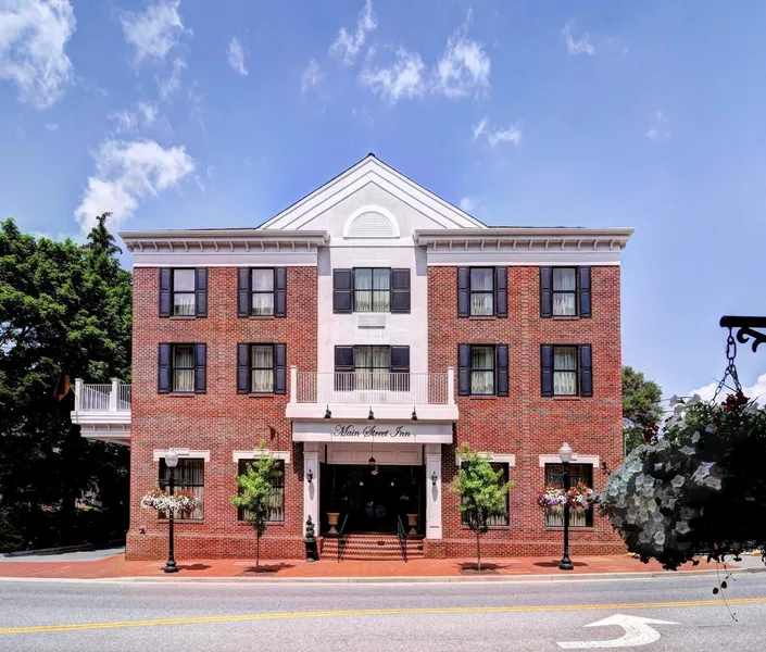 Main Street Inn hotel detail image 6