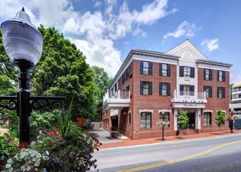 Main Street Inn hotel thumbnail 7