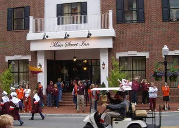 Main Street Inn hotel thumbnail 8