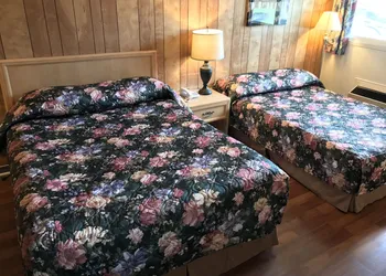 Lake City Motel hotel thumbnail 5