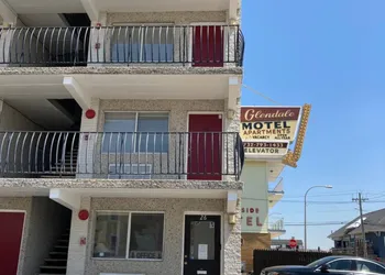Glendale Motel hotel thumbnail 8