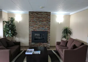 Luxury Inn hotel thumbnail 8