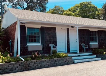 The Chatham Motel hotel thumbnail 8