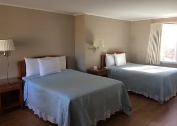 The Chatham Motel hotel thumbnail 8