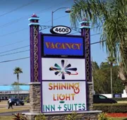 Shining Light Inn & Suites hotel detail image 4