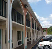 Shining Light Inn & Suites hotel detail image 5