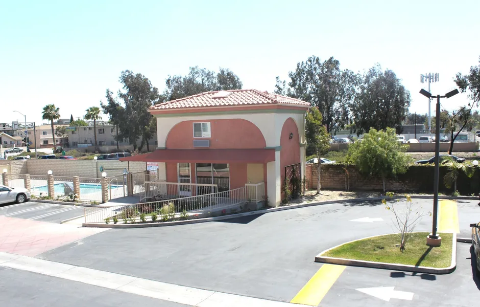 Crystal Inn Suites & Spas hotel detail image 6