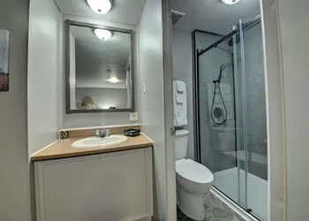 Motel Express hotel thumbnail 8