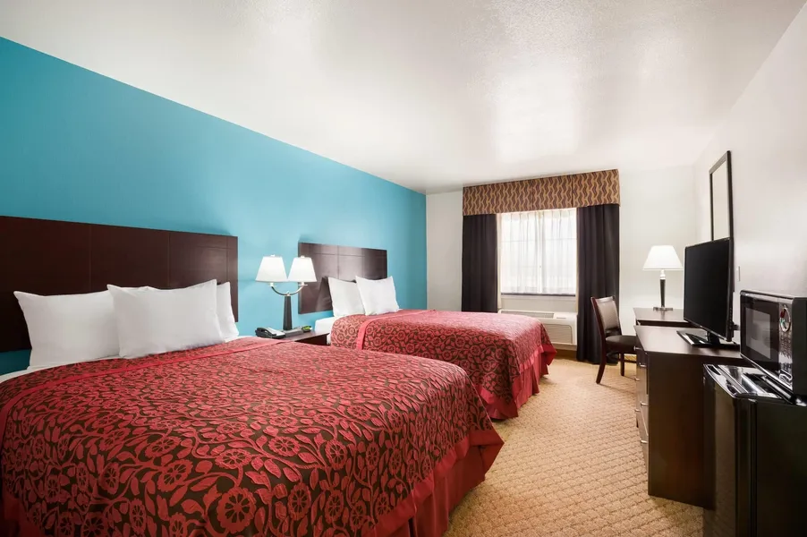 Days Inn & Suites by Wyndham Conroe North hotel detail image 6