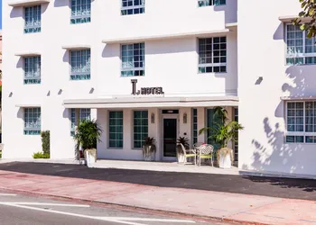 L Hotel hotel thumbnail 2