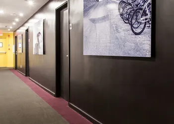 L Hotel hotel thumbnail 8