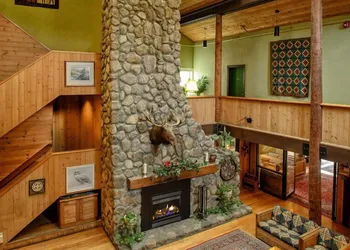 Snowy Owl Inn And Resort hotel thumbnail 6