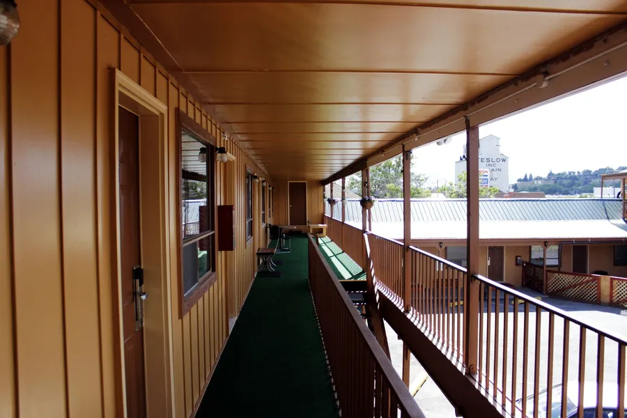Country Motor Inn hotel detail image 6