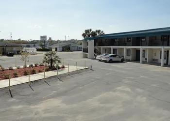 Western Inn hotel thumbnail 3