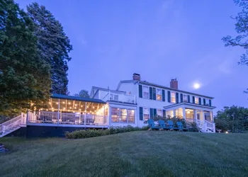 Swift House Inn hotel thumbnail 2