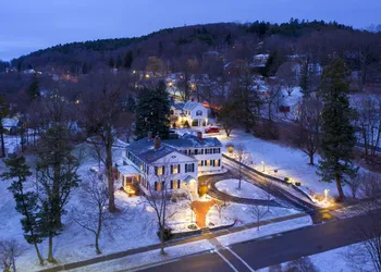 Swift House Inn hotel thumbnail 4