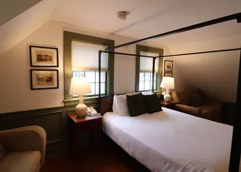 Swift House Inn hotel thumbnail 8