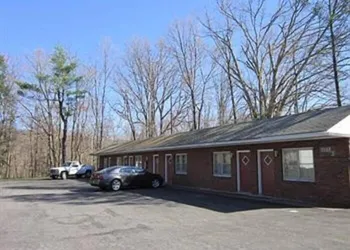 Cadet Motel hotel thumbnail 8