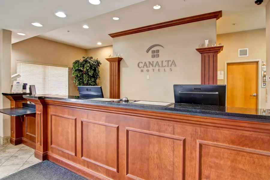 Oyen Canalta hotel detail image 2