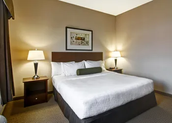 Oyen Canalta hotel thumbnail 7