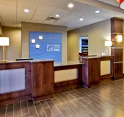 Holiday Inn Express & Suites Oak Ridge by IHG hotel detail image 4