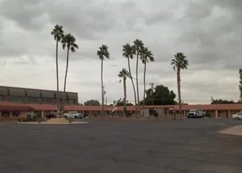 Hacienda Motel hotel thumbnail 4
