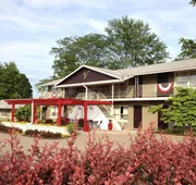 Vinehurst Inn And Suites hotel detail image 3