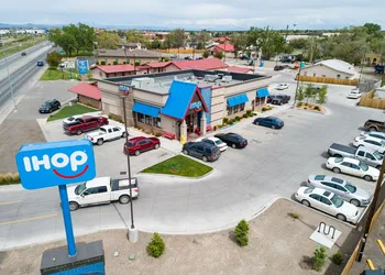 Valley Motel hotel thumbnail 2