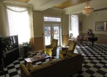 MacArthur Inn hotel thumbnail 5