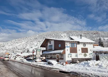 Starlight Lodge hotel thumbnail 2