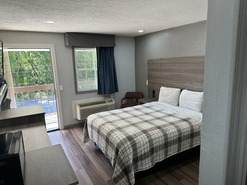 Budget Inn Express hotel detail image 6
