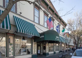 Hotel St. Helena hotel thumbnail 3