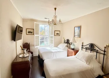 Hotel St. Helena hotel thumbnail 7