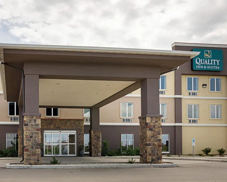 Quality Inn & Suites Minot North hotel detail image 2