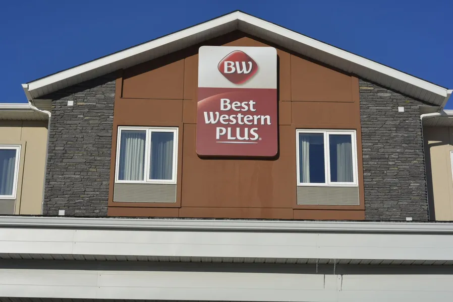 Best Western Plus Winnipeg West hotel detail image 2