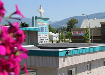 Silver Star Motel hotel thumbnail 3