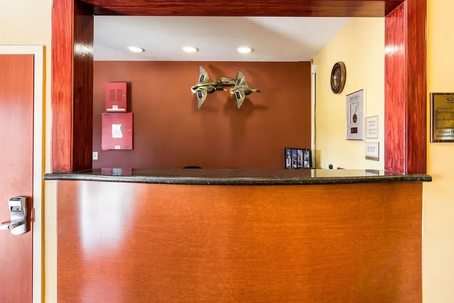 Econo Lodge Inn And Suites Little Rock hotel detail image 2