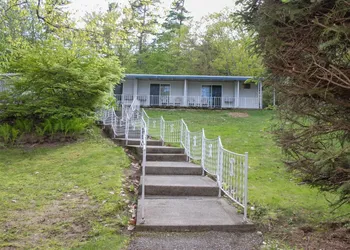 Bar Harbor Motel hotel thumbnail 5